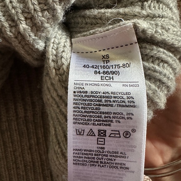 Banana Republic Oversized Half-Zip Wool Cashmere Blend - Picture 8 of 11